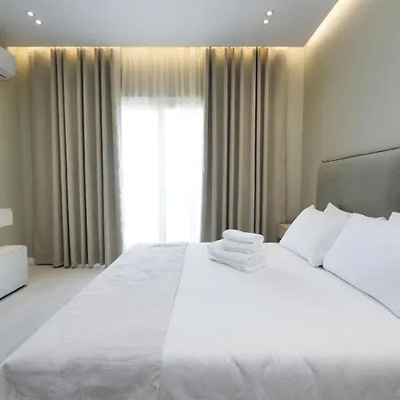 Christianna Free Parking 3*