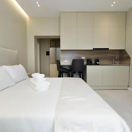 Christianna Free Parking Lägenhetshotell Vlorë