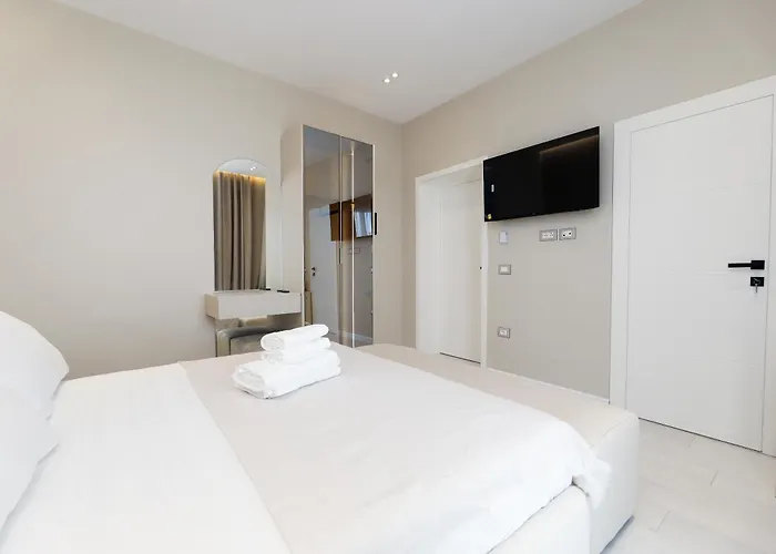 Christianna Free Parking Aparthotel 3*