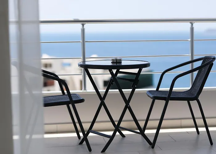 Christianna Free Parking Aparthotel Vlorë