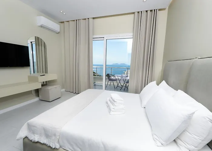 Aparthotel Christianna Free Parking Vlorë