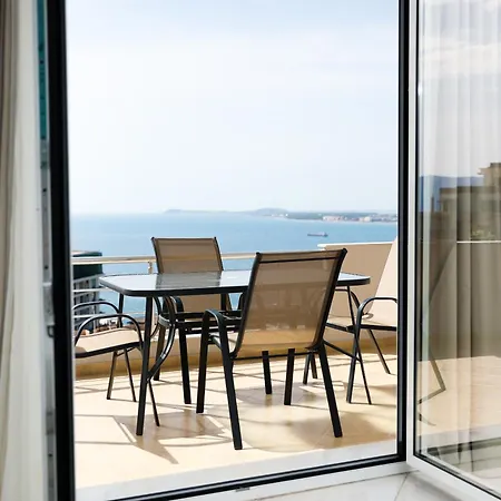 Christianna Free Parking