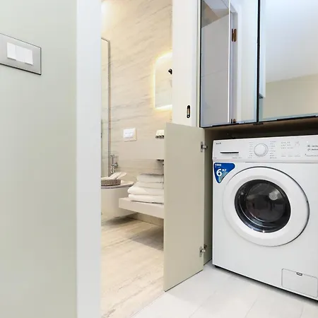 Christianna Free Parking