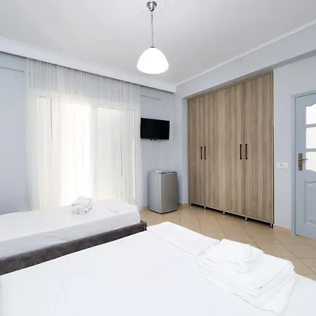 Christianna Free Parking Apartmanhotel Vlora