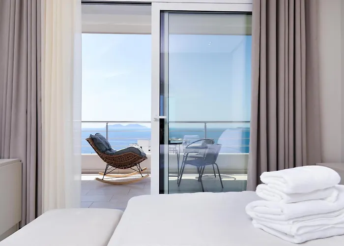 Christianna Free Parking Apartahotel Vlorë