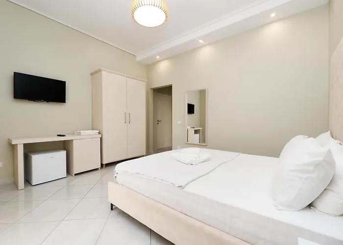 Christianna Free Parking