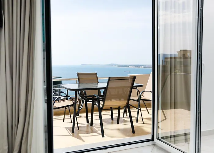 Christianna Free Parking