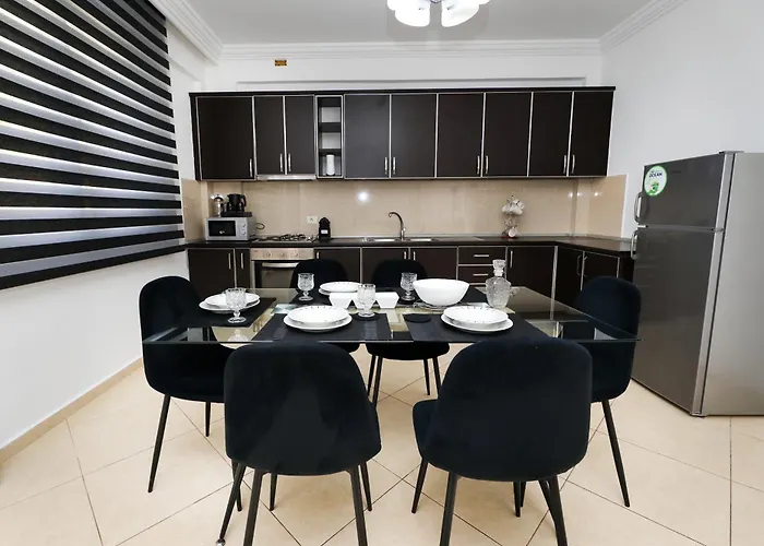 Christianna Free Parking Apartahotel 3*