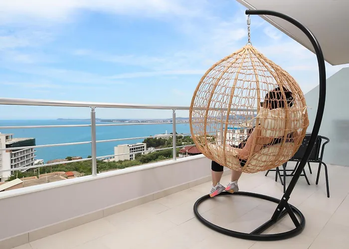 Christianna Free Parking